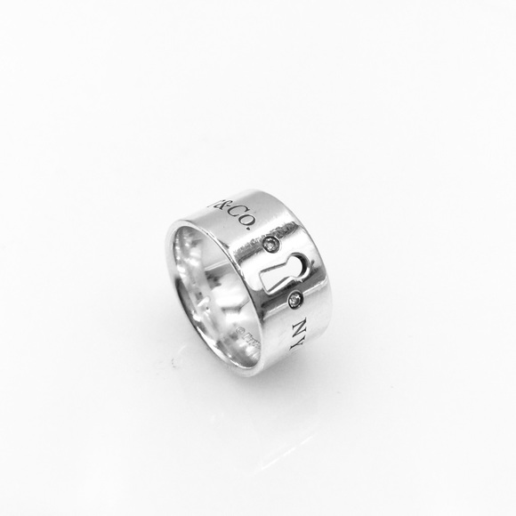 Tiffany & Co. Wide Locks Diamond Ring - Picture 3 of 6